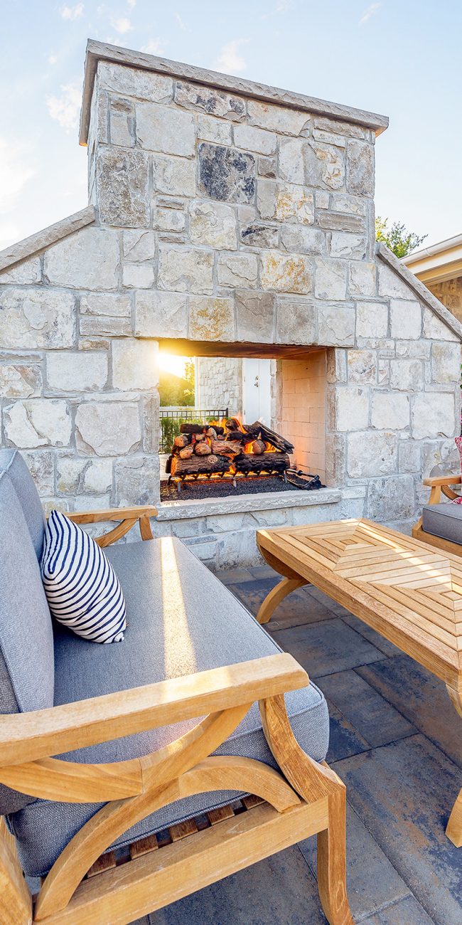 The best outdoor fireplace design for hardscaping is at your fingertips. Big Rock Landscaping can design, build and maintain your backyard landscaping and build an outdoor fireplace that you will never want to leave.