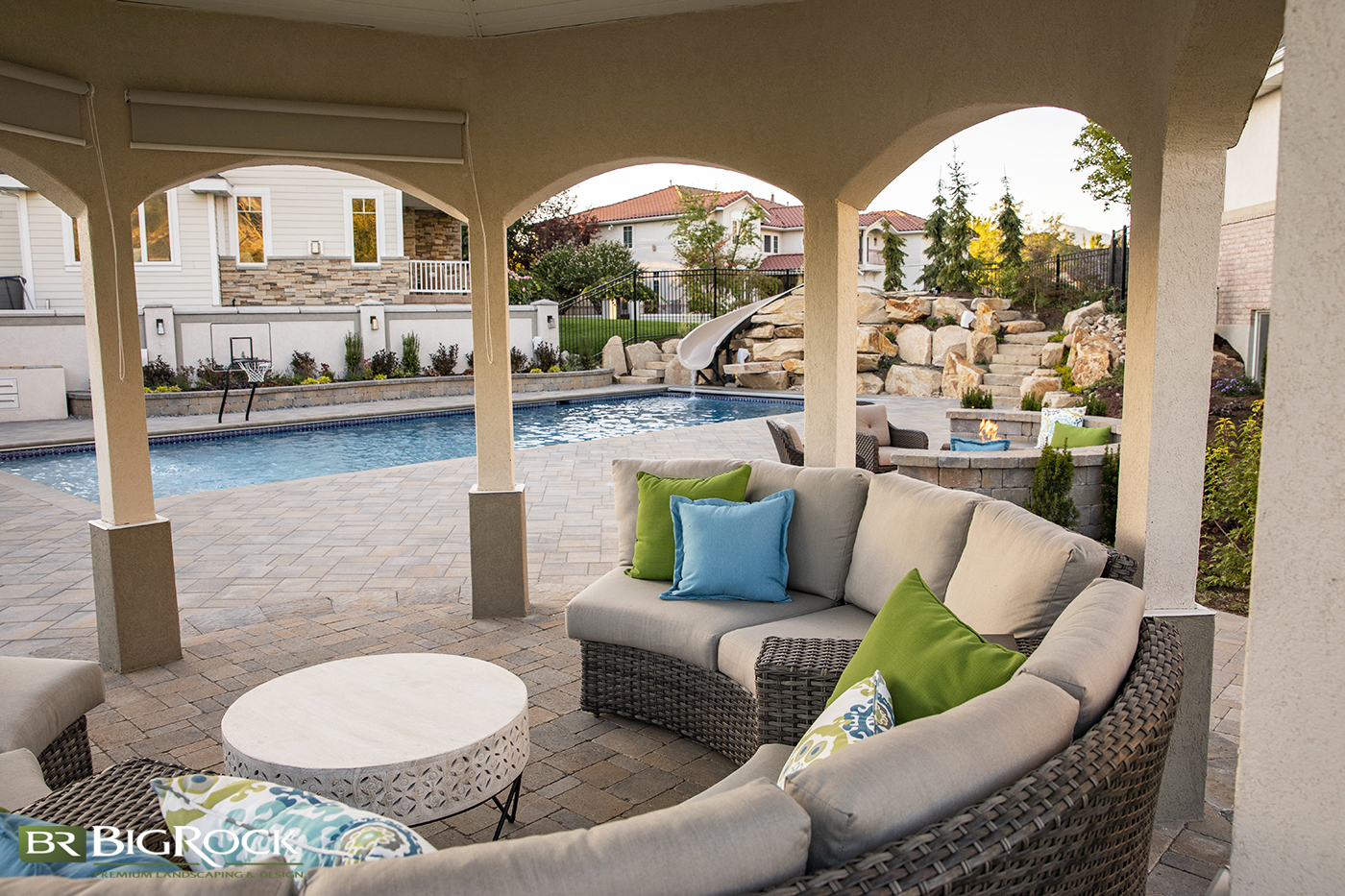 luxury pergola and patio landscaping