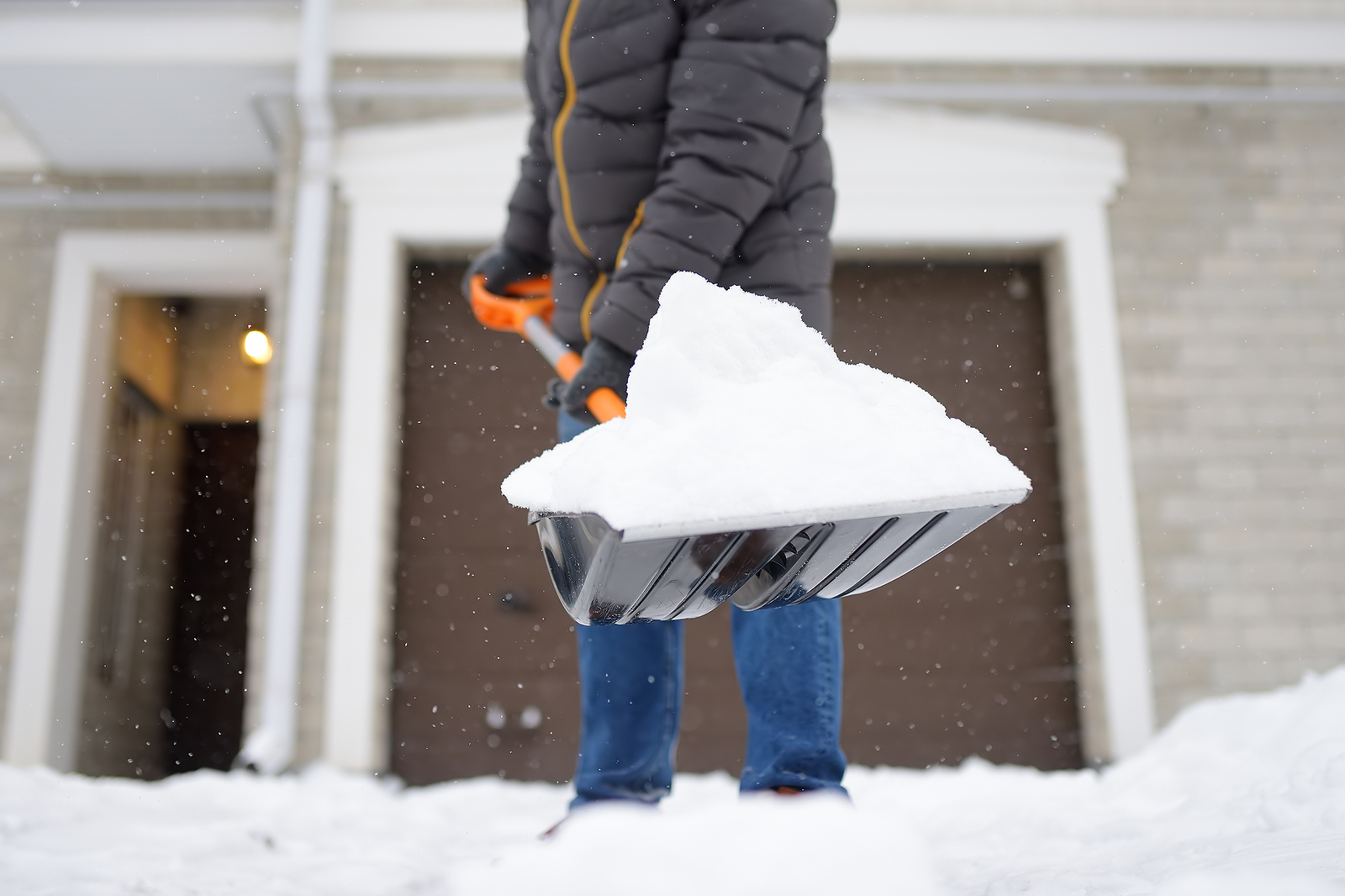 Big Rock Landscaping is getting into the top questions about how to get rid of ice quickly, our best snow removal tips, and even what not to do when you’re at the end of your snowfall rope. Spoiler: That last one may or may not involve a flamethrower.