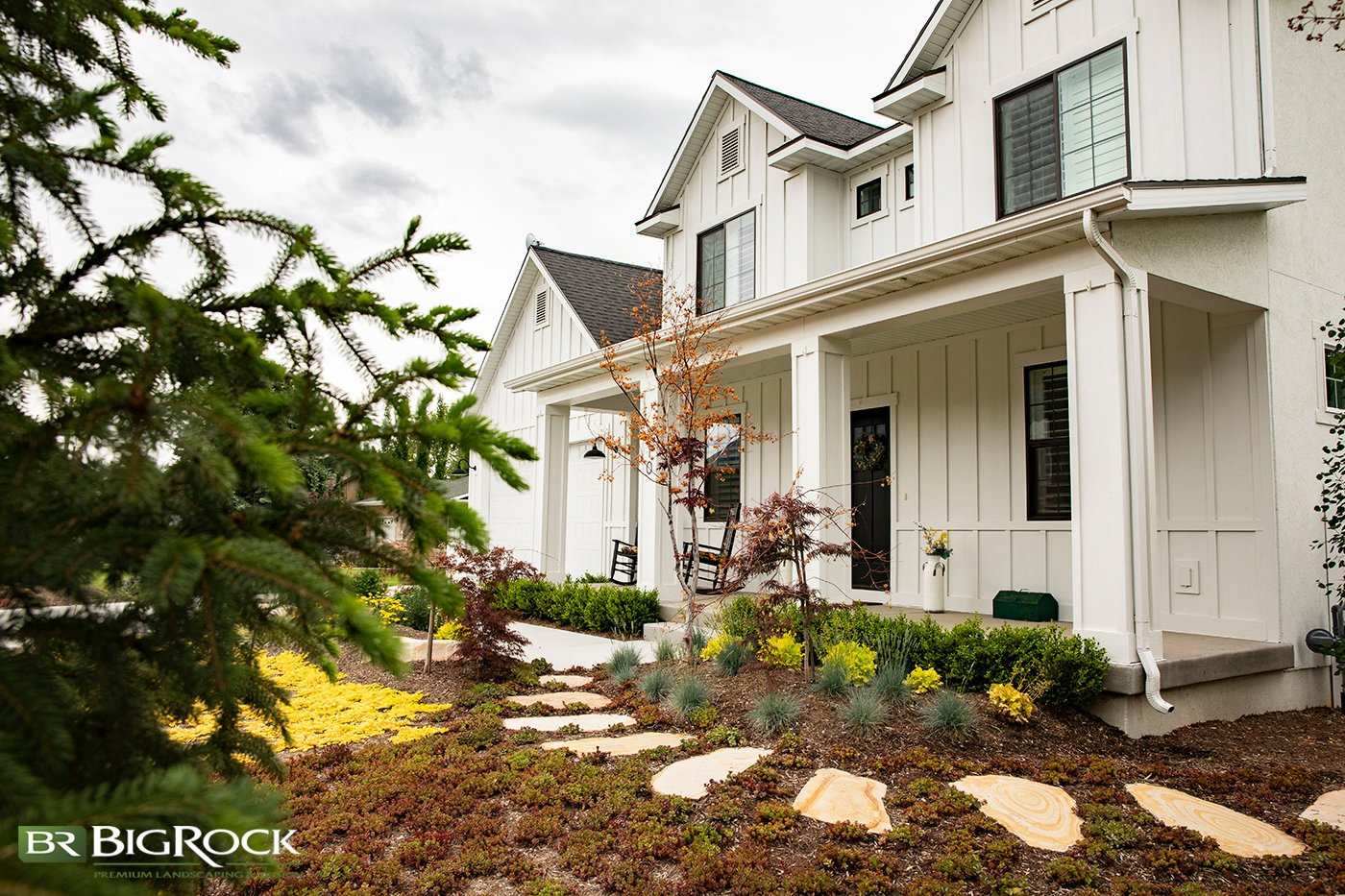 our-favorite-drought-resistant-landscaping-ideas-big-rock-landscaping