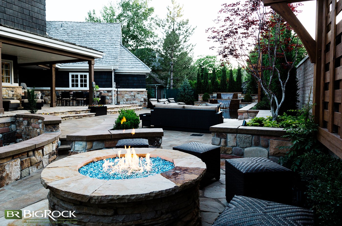 Ways to Design an Outdoor Space for Your Home