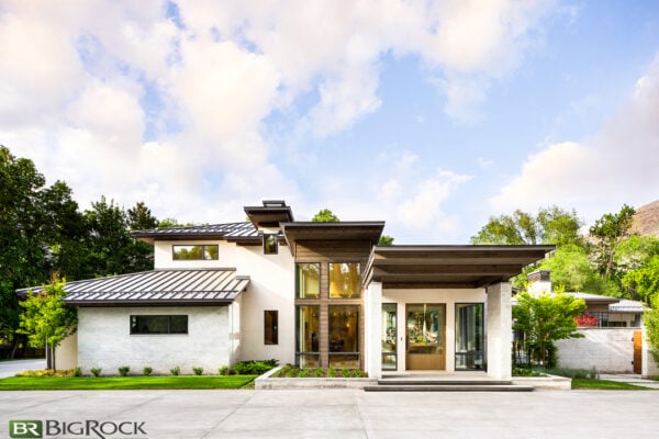 Contemporary landscape design has been around for decades, but in recent years has grown in popularity, especially in Utah. Combining effortless simplicity, timeless elegance, and a focus on functionality, contemporary designs are perfect for any landscape project.